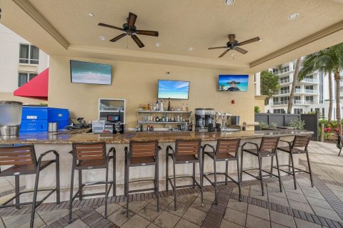 Condominio en venta en Riviera Beach, Florida, 1 dormitorio, 73.11 m2 № 963883 - foto 13