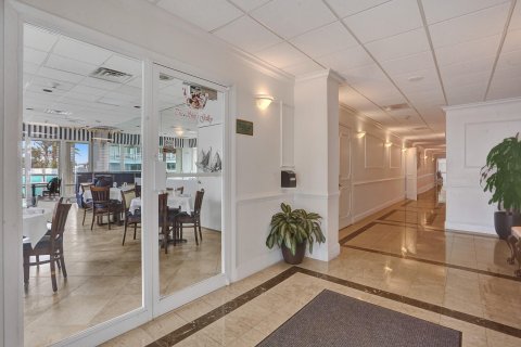 Condo in Fort Lauderdale, Florida, 2 bedrooms  № 963966 - photo 2