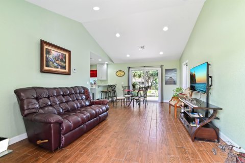 Casa en venta en West Palm Beach, Florida, 6 dormitorios, 270.16 m2 № 1155738 - foto 23