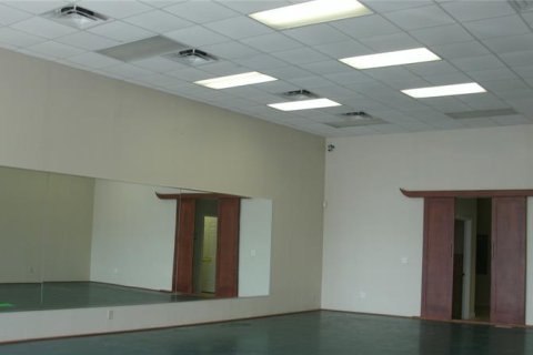 Commercial property in Orlando, Florida 140.1 sq.m. № 220641 - photo 9