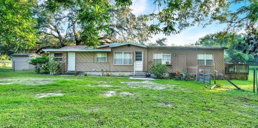 House in Spring Hill, Florida 4 bedrooms, 138.24 sq.m. № 1336866