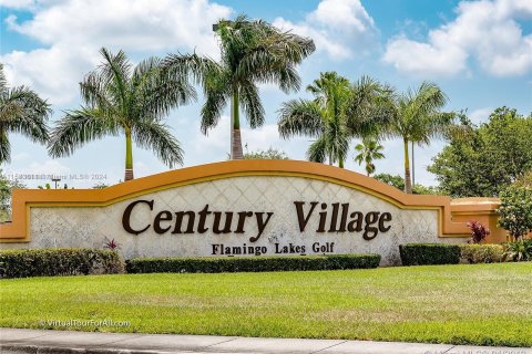 Condominio en venta en Pembroke Pines, Florida, 2 dormitorios, 88.54 m2 № 1168332 - foto 10