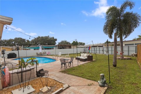 Villa ou maison à vendre à Pembroke Pines, Floride: 4 chambres, 166.85 m2 № 1421747 - photo 7