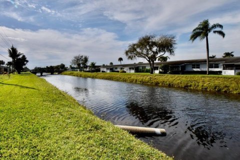 Villa ou maison à vendre à West Palm Beach, Floride: 2 chambres, 84.54 m2 № 994156 - photo 30