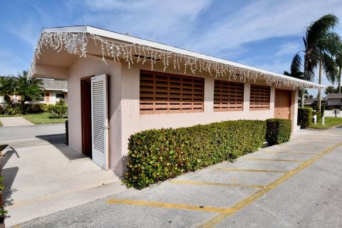 House in West Palm Beach, Florida 2 bedrooms, 84.54 sq.m. № 994156 - photo 19