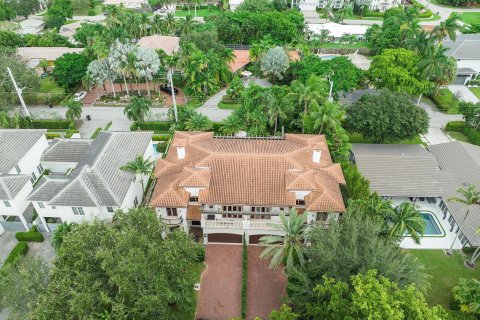 Adosado en venta en Fort Lauderdale, Florida, 4 dormitorios, 347.08 m2 № 786008 - foto 29