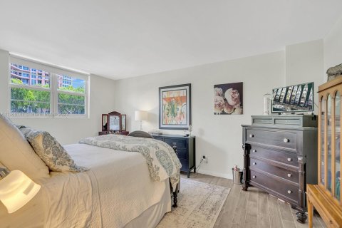 Condominio en venta en Coral Gables, Florida, 2 dormitorios, 136.57 m2 № 502501 - foto 14