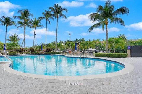 Condominio en venta en Coral Gables, Florida, 2 dormitorios, 136.57 m2 № 502501 - foto 20