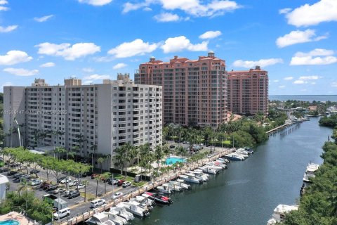 Condominio en venta en Coral Gables, Florida, 2 dormitorios, 136.57 m2 № 502501 - foto 1