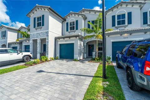 Adosado en venta en Homestead, Florida, 3 dormitorios, 133.97 m2 № 1235030 - foto 3