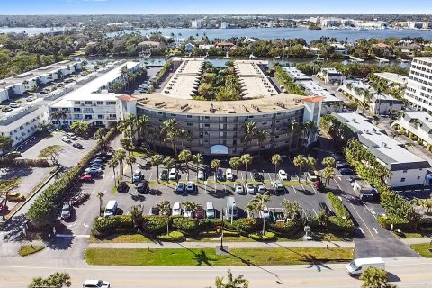 Copropriété à vendre à South Palm Beach, Floride: 2 chambres, 104.14 m2 № 984291 - photo 28