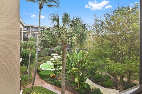 Condo in South Palm Beach, Florida, 2 bedrooms  № 984291 - photo 3