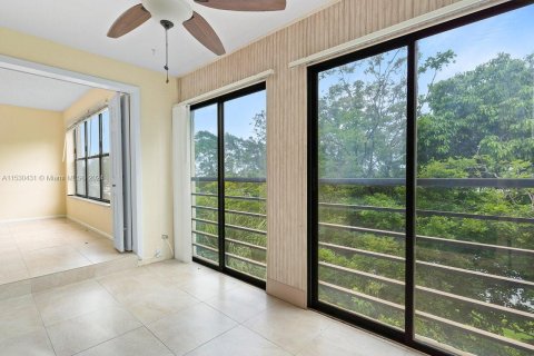Condominio en venta en Pompano Beach, Florida, 1 dormitorio, 75.25 m2 № 1000008 - foto 20