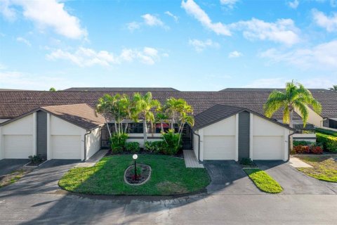 Villa ou maison à vendre à Punta Gorda, Floride: 2 chambres, 109.9 m2 № 875646 - photo 2