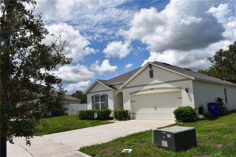 Casa en venta en Saint Cloud, Florida, 4 dormitorios, 171.5 m2 № 1349357 - foto 2