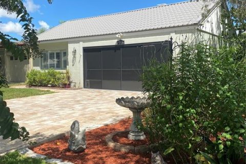 Casa en venta en Winter Haven, Florida, 3 dormitorios, 162.11 m2 № 1346301 - foto 3