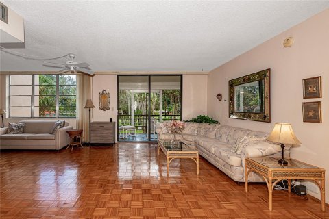 Condominio en venta en Pembroke Pines, Florida, 2 dormitorios, 120.31 m2 № 888207 - foto 22