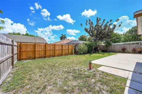 Villa ou maison à vendre à Pembroke Pines, Floride: 3 chambres, 143.63 m2 № 1223278 - photo 4