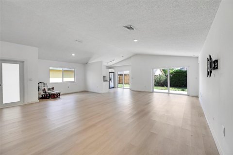 Villa ou maison à vendre à Pembroke Pines, Floride: 3 chambres, 143.63 m2 № 1223278 - photo 20