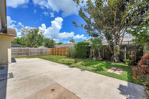 Villa ou maison à vendre à Pembroke Pines, Floride: 3 chambres, 143.63 m2 № 1223278 - photo 7