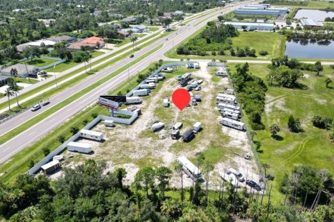 Terreno en venta en Rotonda, Florida № 1335297 - foto 1