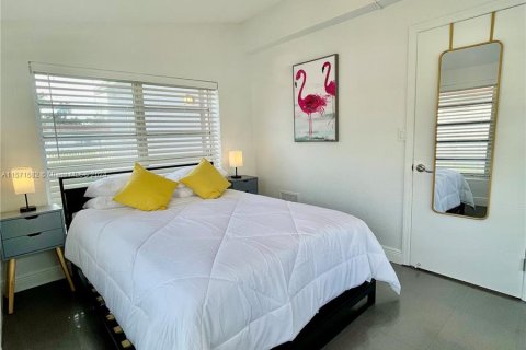 Villa ou maison à vendre à Hallandale Beach, Floride: 3 chambres, 91.97 m2 № 1127526 - photo 14