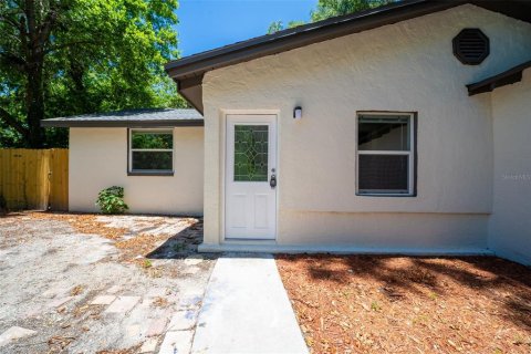 Casa en venta en Tampa, Florida, 3 dormitorios, 123.37 m2 № 1301007 - foto 2