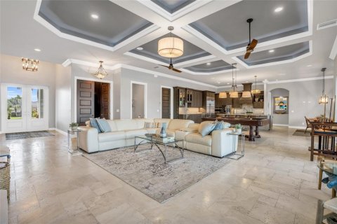 Villa ou maison à vendre à Cape Coral, Floride: 4 chambres, 305.46 m2 № 1297156 - photo 3