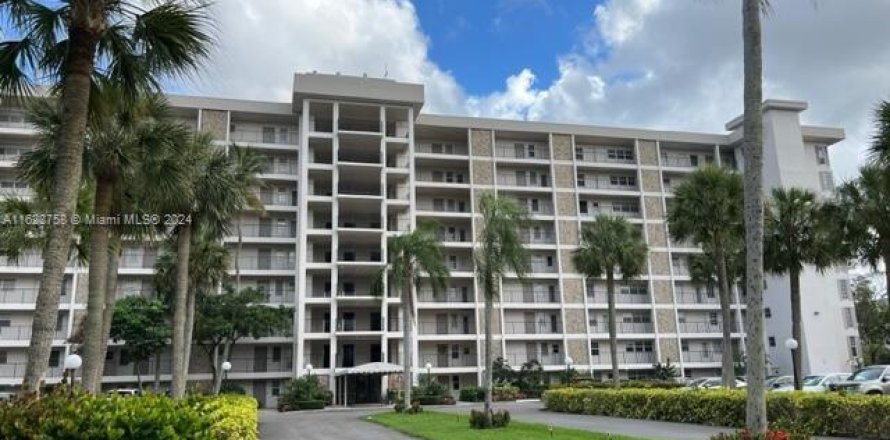 Condo à Pompano Beach, Floride, 1 chambre  № 1288887