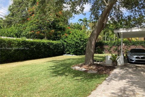 House in Miami, Florida 3 bedrooms, 169.64 sq.m. № 1288931 - photo 7