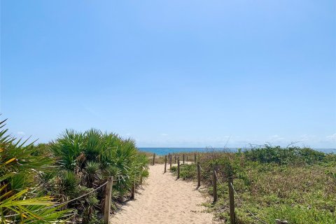 Condo in Boca Raton, Florida, 1 bedroom  № 1129180 - photo 23