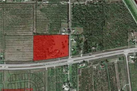 Terreno en venta en Fort Pierce, Florida № 40516 - foto 2