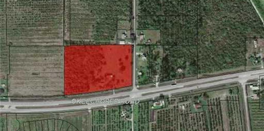 Terreno en Fort Pierce, Florida № 40516