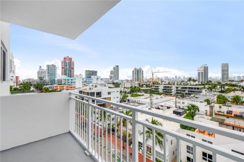 Condominio en venta en Miami Beach, Florida, 1 dormitorio, 61.5 m2 № 1345302 - foto 14