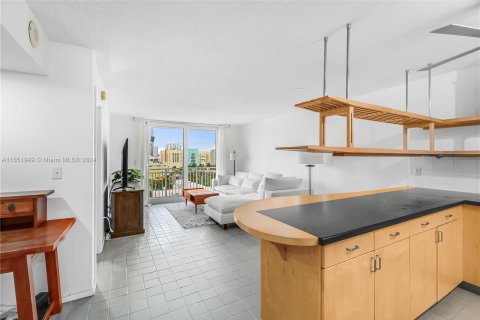 Condominio en venta en Miami Beach, Florida, 1 dormitorio, 61.5 m2 № 1345302 - foto 4