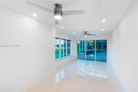 Casa en alquiler en Wellington, Florida, 6 dormitorios, 290.41 m2 № 1345073 - foto 9