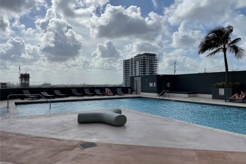 Copropriété à louer à Miami, Floride: 2 chambres, 97.36 m2 № 1345255 - photo 17