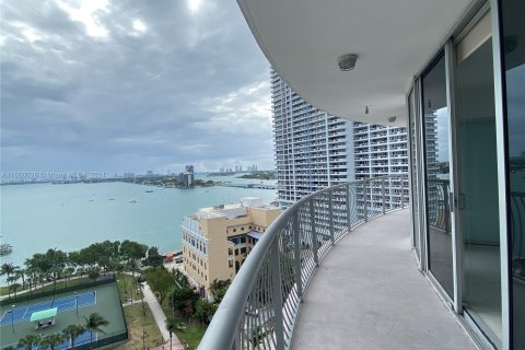 Copropriété à louer à Miami, Floride: 2 chambres, 97.36 m2 № 1345255 - photo 3