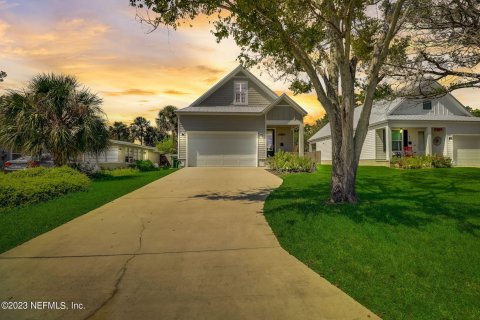 House in Saint Augustine, Florida 3 bedrooms, 195.19 sq.m. № 772747 - photo 1