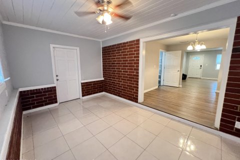 Villa ou maison à louer à Jacksonville, Floride: 4 chambres, 159.7 m2 № 772786 - photo 14