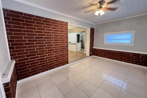 Villa ou maison à louer à Jacksonville, Floride: 4 chambres, 159.7 m2 № 772786 - photo 15