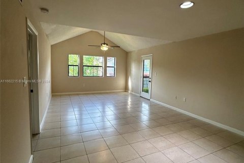 Appartement à louer à Miami, Floride: 2 chambres, 97.83 m2 № 1370421 - photo 28