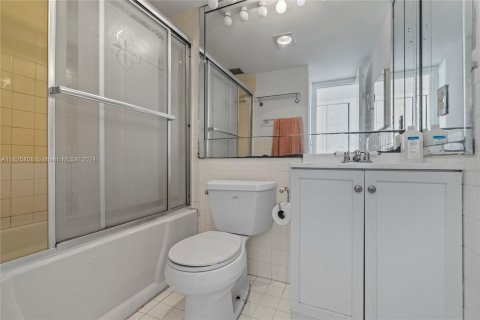 Copropriété à vendre à Lauderhill, Floride: 2 chambres, 144.93 m2 № 1272486 - photo 19