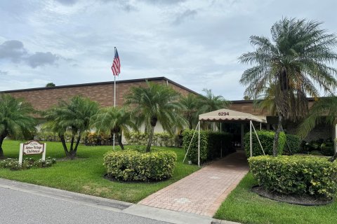 Condo in Delray Beach, Florida, 2 bedrooms  № 1210331 - photo 5