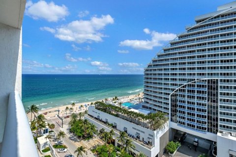 Condo in Fort Lauderdale, Florida  № 1210332 - photo 24