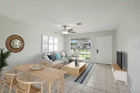 Duplex à vendre à Stuart, Floride: 3 chambres, 105.07 m2 № 1337717 - photo 5