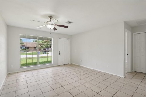 Duplex in Stuart, Florida 3 bedrooms, 105.07 sq.m. № 1337717 - photo 4