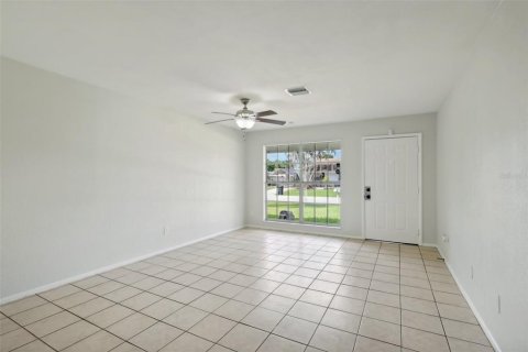 Duplex in Stuart, Florida 3 bedrooms, 105.07 sq.m. № 1337717 - photo 6