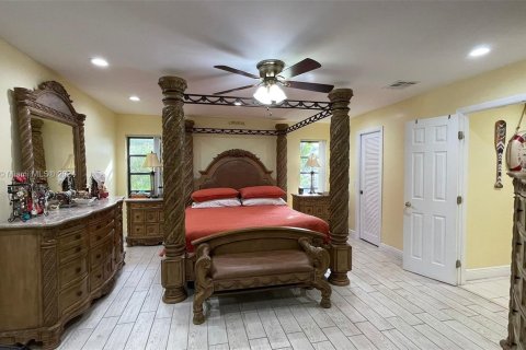 Villa ou maison à vendre à Coral Springs, Floride: 4 chambres, 224.27 m2 № 1348814 - photo 16