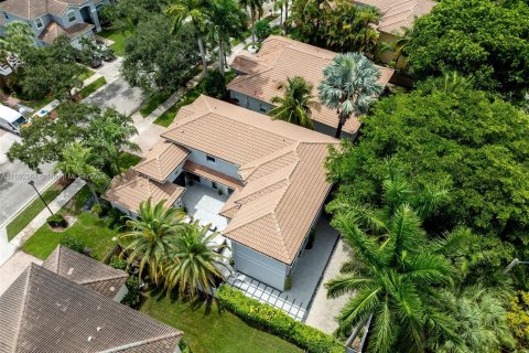 Villa ou maison à vendre à Weston, Floride: 4 chambres, 301 m2 № 1348914 - photo 30